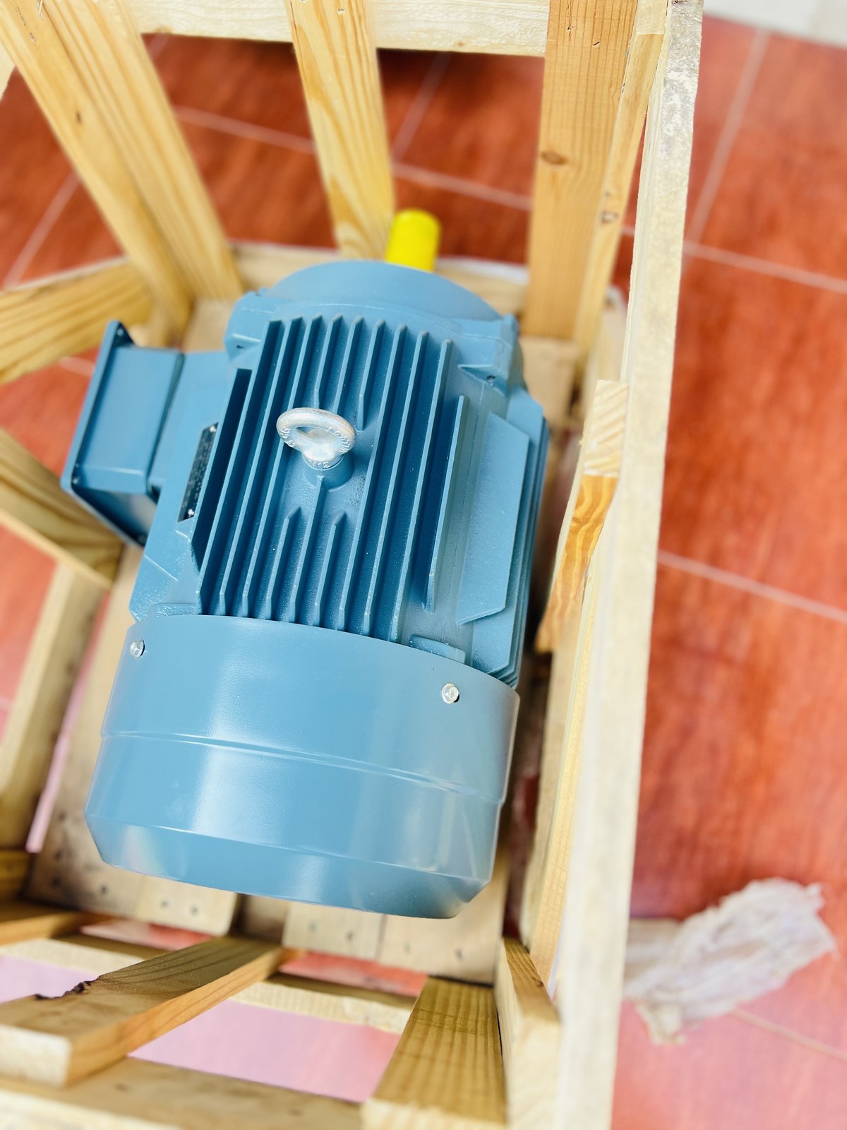 Three phase induction motor — photo 17