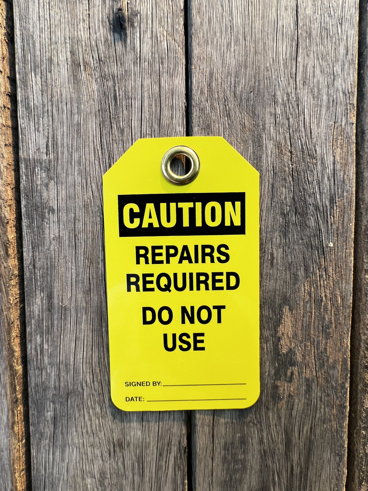 Safety lockout tagout tag — photo 8